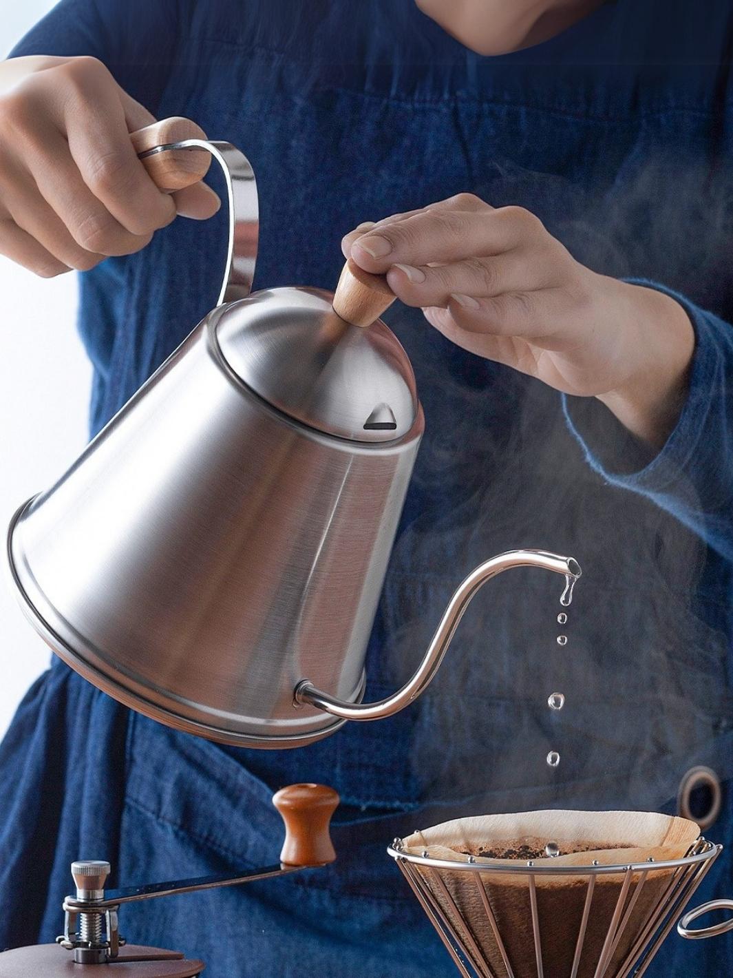 KOGU ITTEKI Pour-Over Kettle (w/ wooden handle) (700ml/23.67oz)