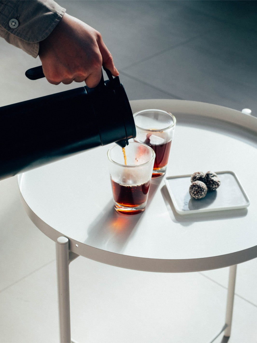 HARIO Double-Walled Thermal Pot (w/ Ceramic Coating) (800ml/27oz)