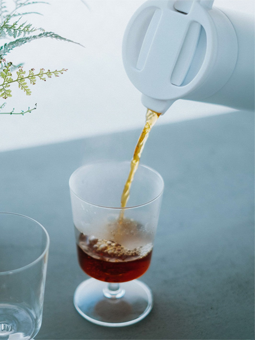 HARIO Double-Walled Thermal Pot (w/ Ceramic Coating) (600ml/20oz)