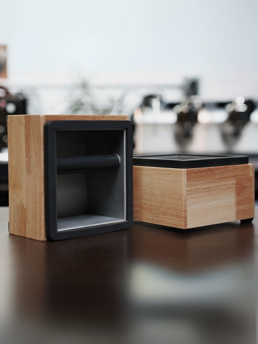 REVOLUTION Deluxe Knock Box Wood Set