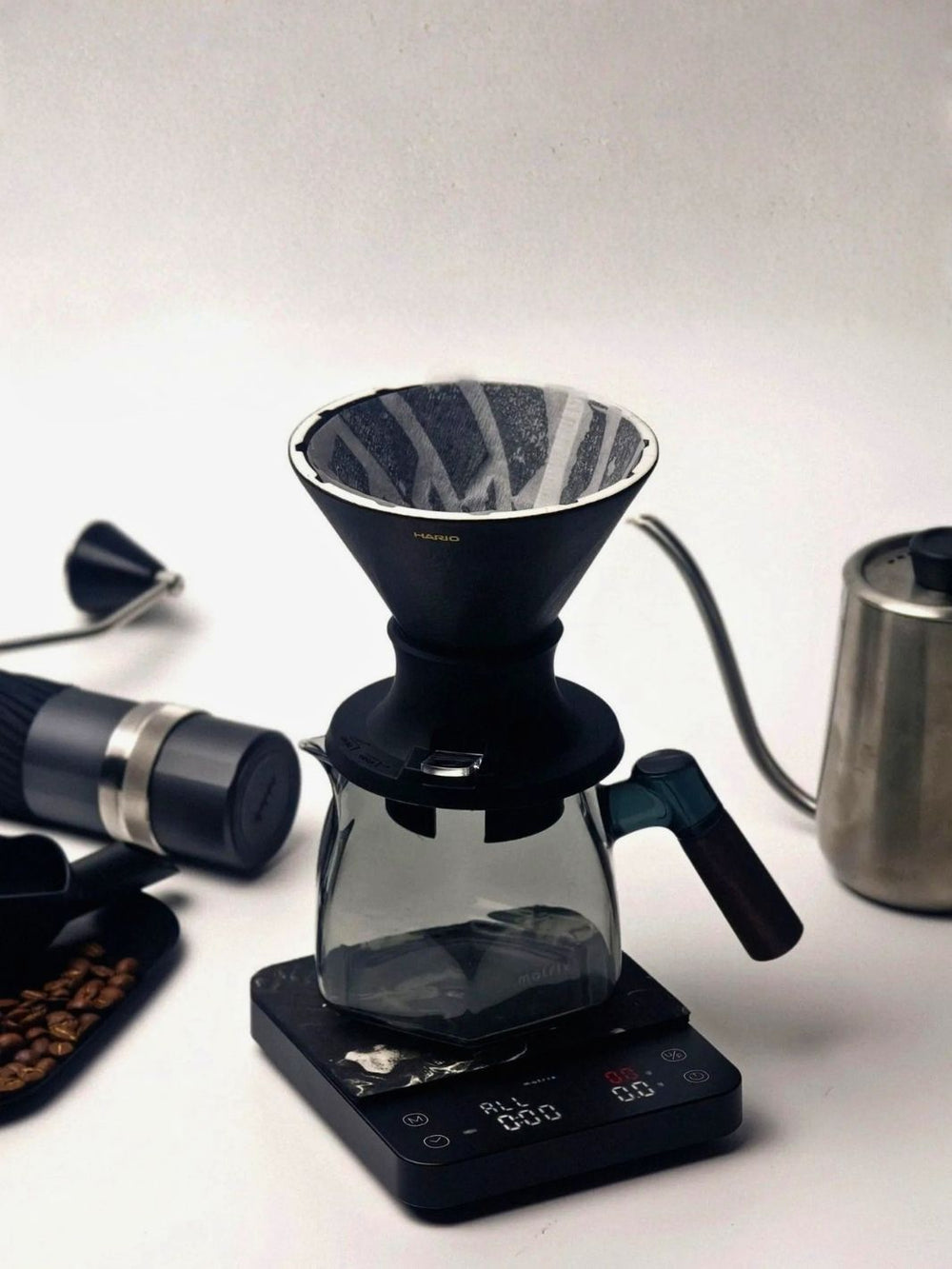 HARIO V60-02 Alpha Series SWITCH Immersion Dripper (200ml/6.76oz) (Ceramic)