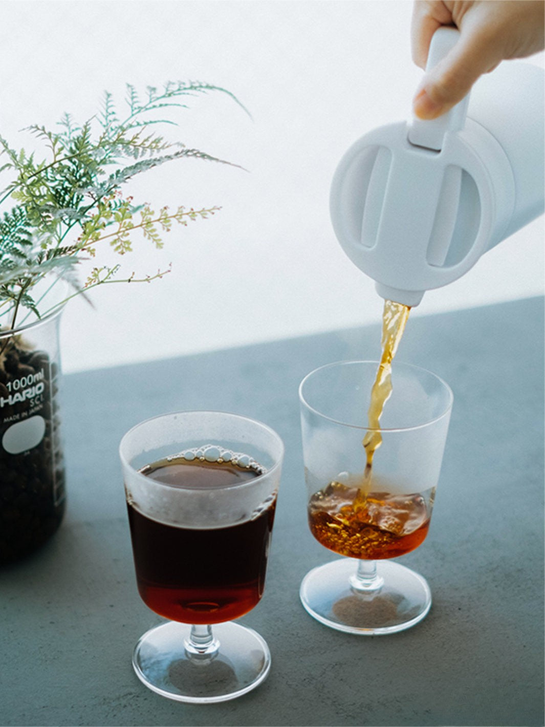 HARIO Double-Walled Thermal Pot (w/ Ceramic Coating) (600ml/20oz)