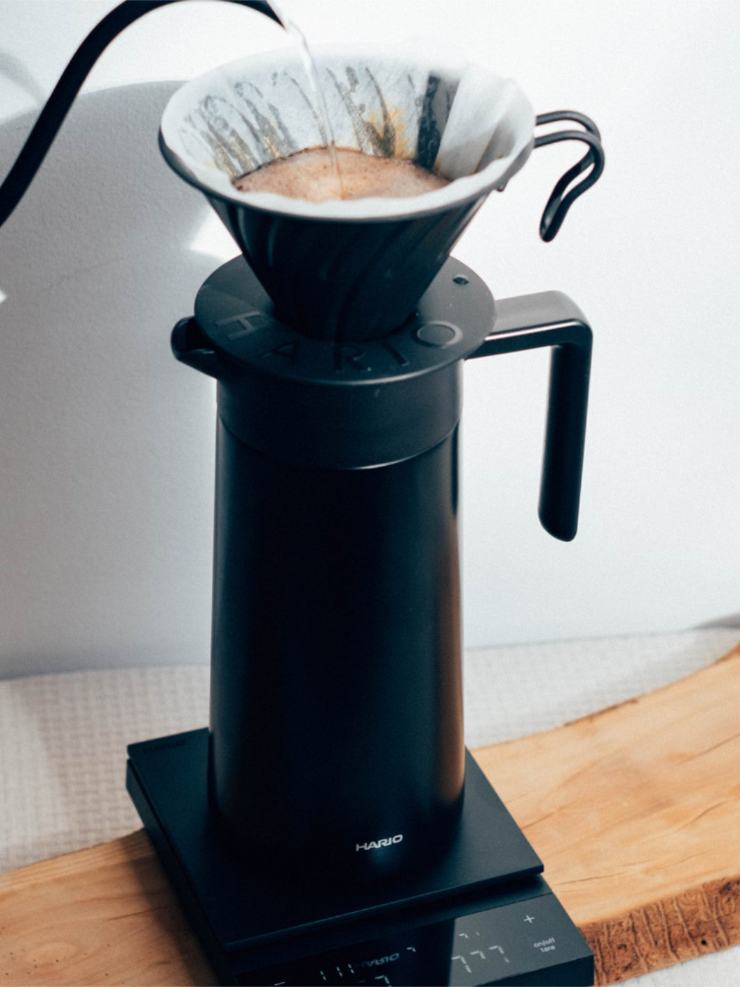 HARIO Double-Walled Thermal Pot (w/ Ceramic Coating) (800ml/27oz)