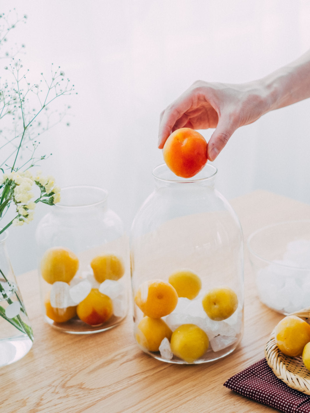 HARIO Glass Storage Jar (2000ml/68oz)