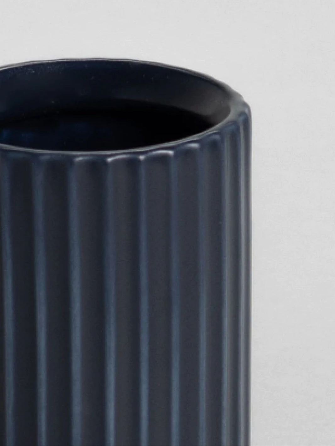 FABLE The Short Bud Vase