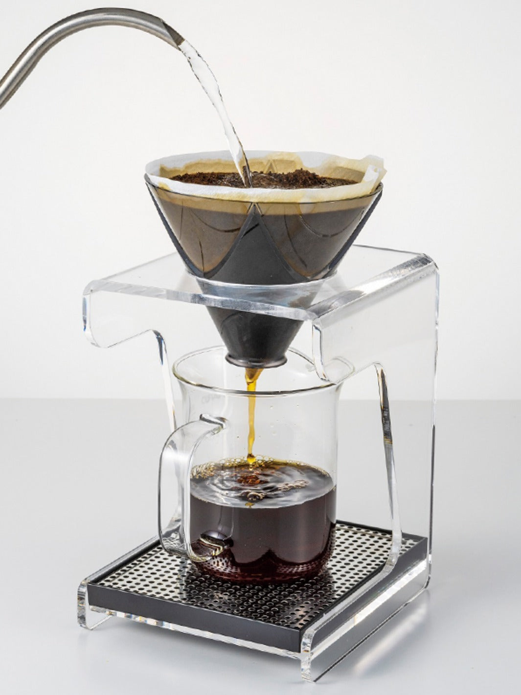 HARIO V60 MUGEN Dripper (Plastic)