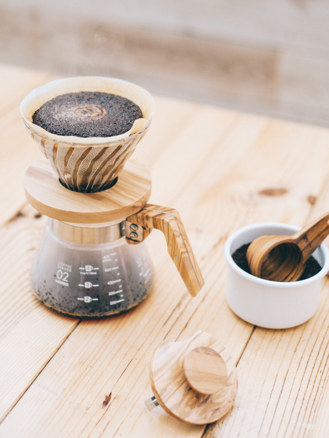 HARIO V60-02 Glass Dripper (Olive Wood)