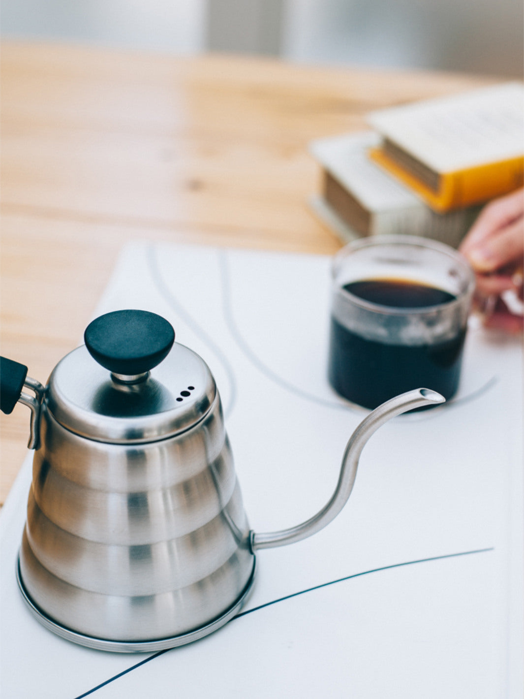 HARIO Buono Drip Kettle (700ml/24oz)