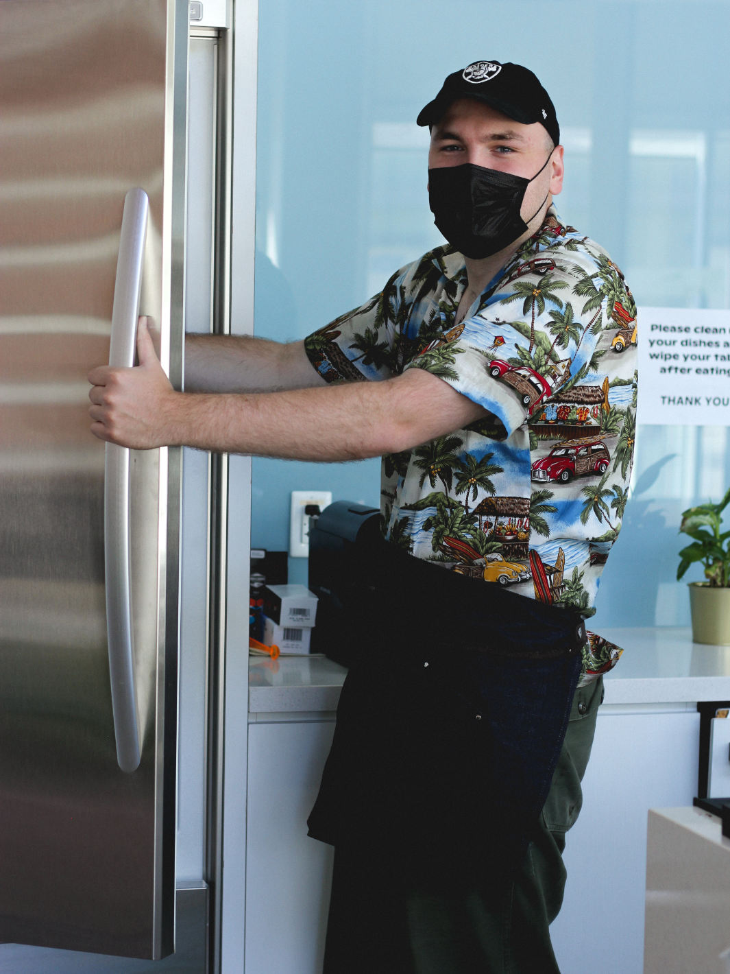 SAINT ANTHONY INDUSTRIES The Ace Apron