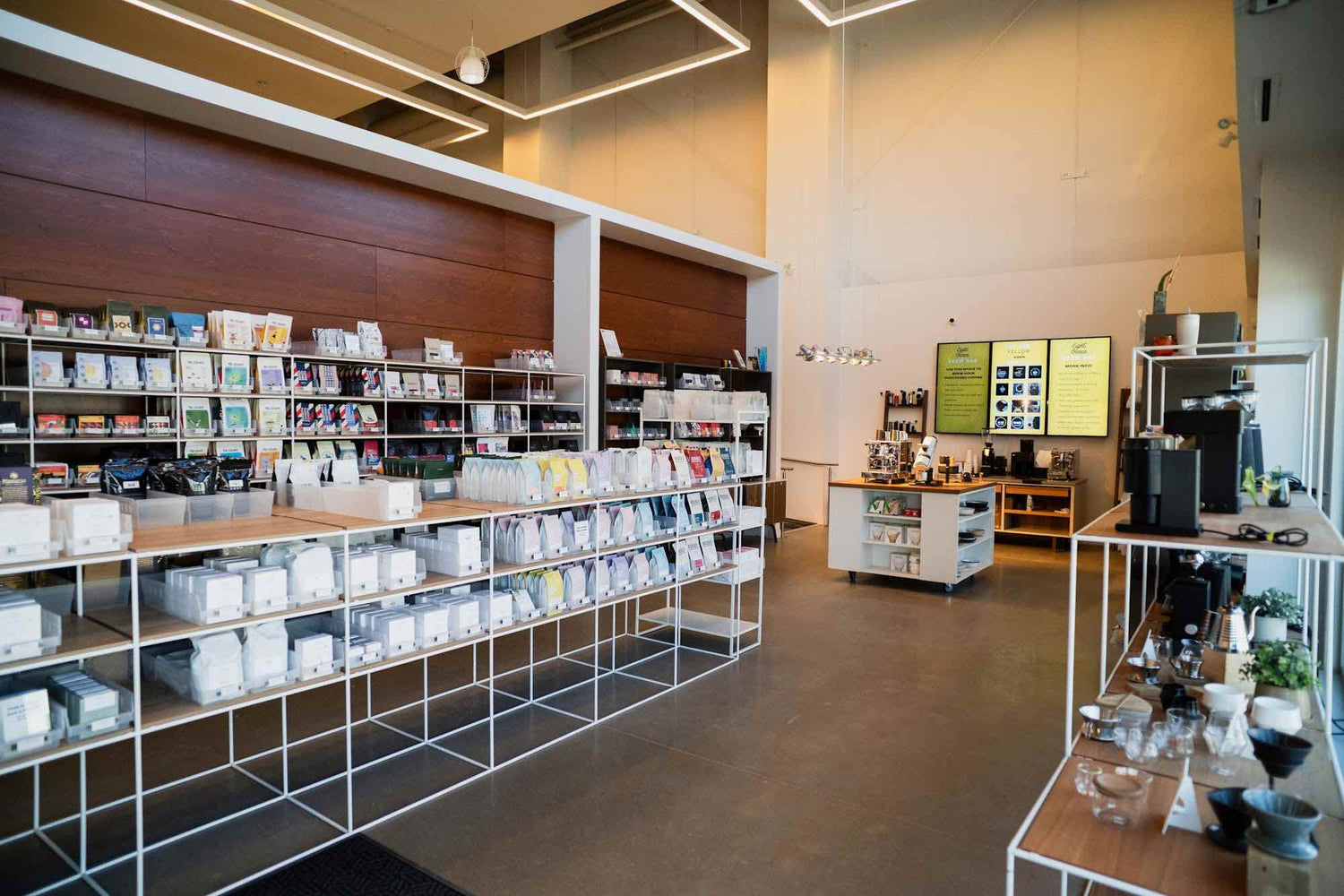 wide shot of Eight Ounce Coffee showroom