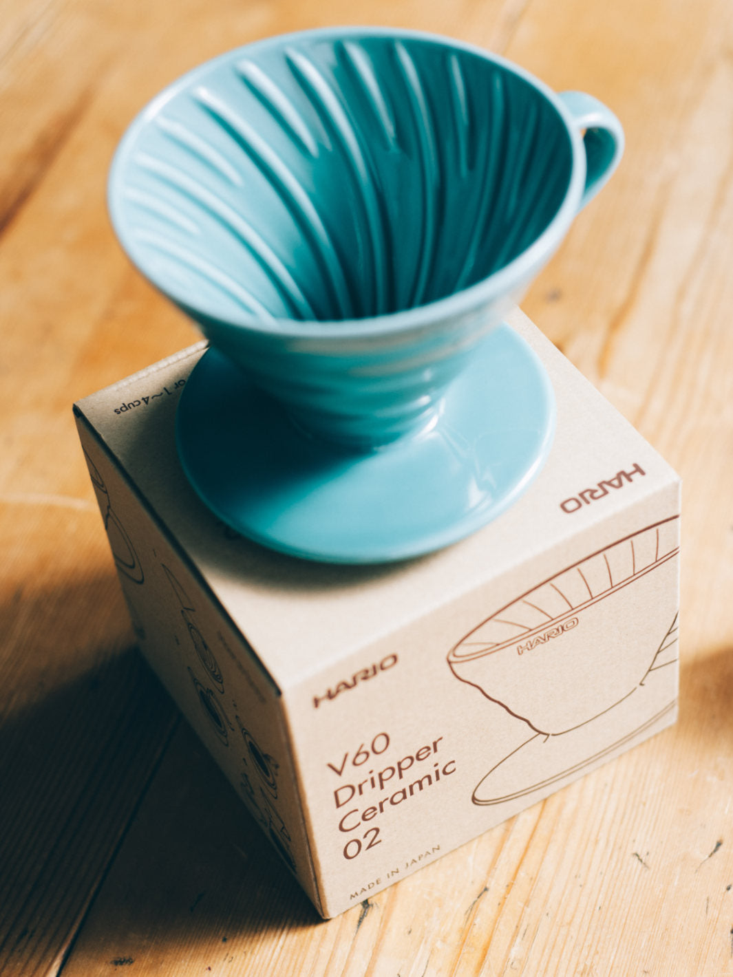 HARIO V60-02 Dripper (Ceramic) (Turquoise) (Damaged Box)