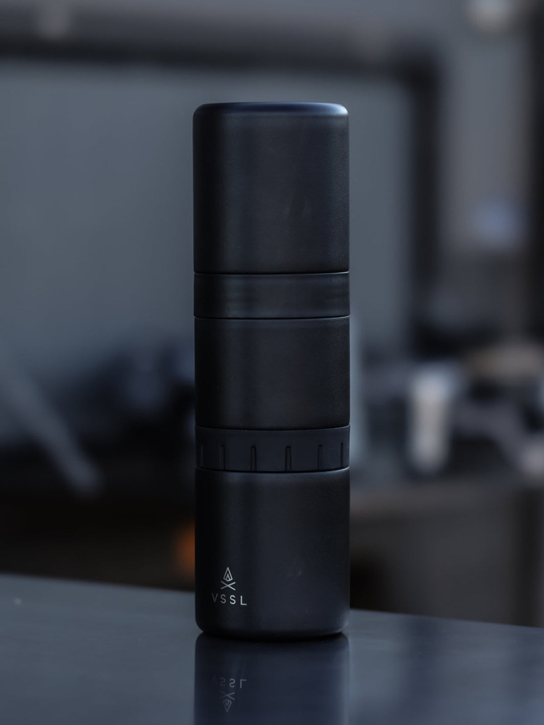 VSSL Nest Pourover Coffee Kit (Black) (Minor Aesthetic Defect)