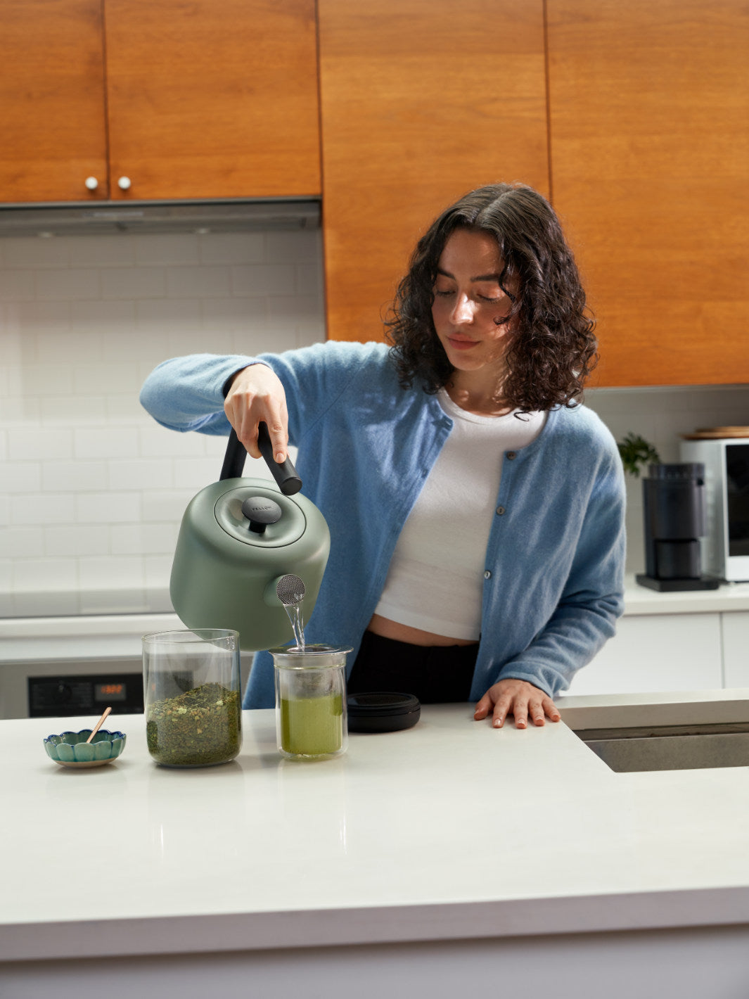 FELLOW Clyde Electric Kettle (120V) (1500ml/50oz) (Smoke Green) (Damaged Box)