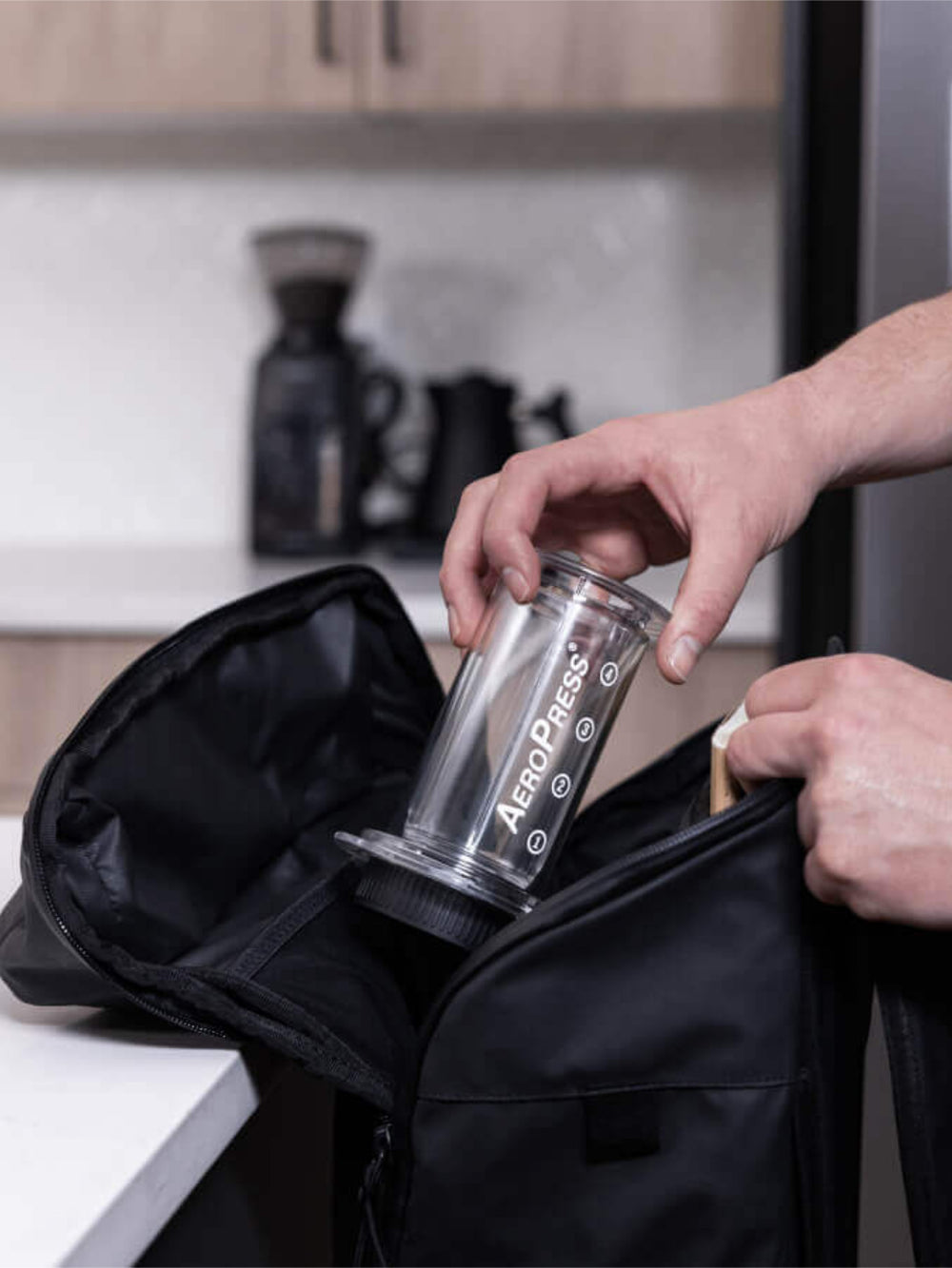 AeroPress Clear Coffee Maker (Transparent) (Damaged Box)