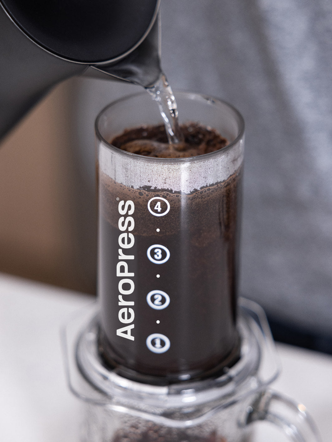 AeroPress Clear Coffee Maker (Transparent) (Damaged Box)
