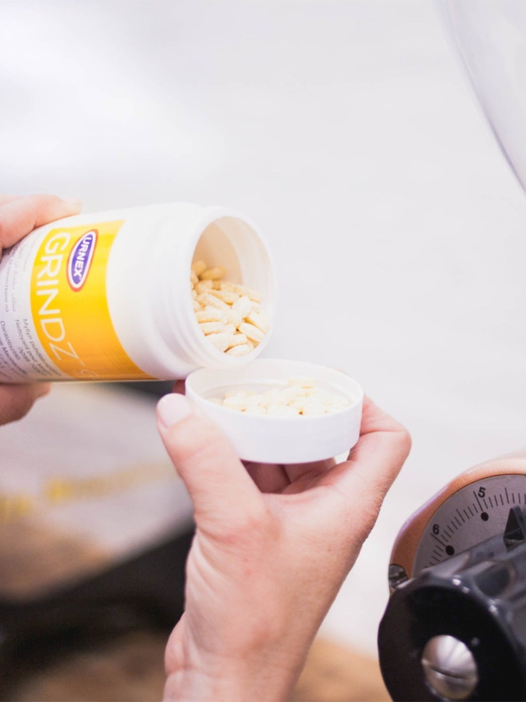 URNEX Grindz Grinder Cleaner (430g/15.2oz)