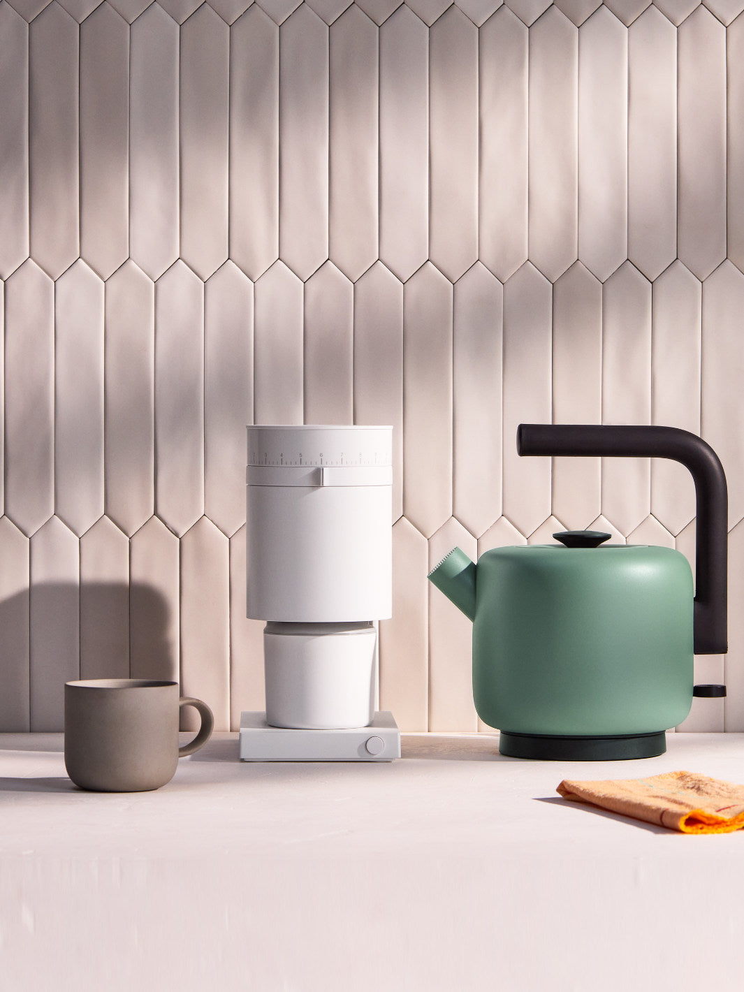 FELLOW Clyde Electric Kettle (120V) (1500ml/50oz) (Smoke Green) (Minor Aesthetic Defect)