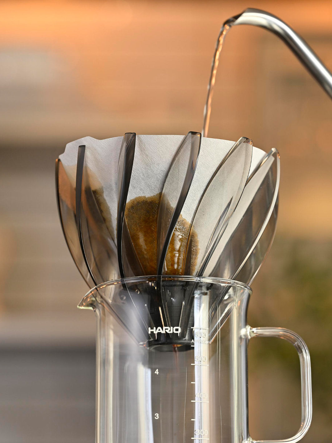 HARIO V60-02 Suiren Dripper