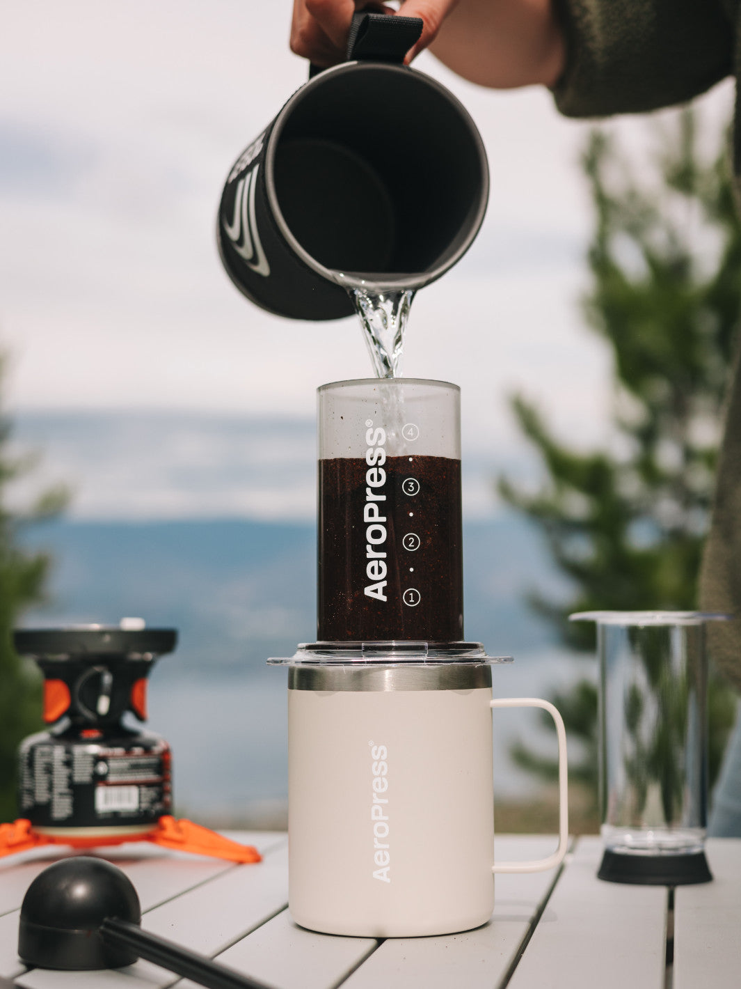 AeroPress Clear Coffee Maker (Transparent) (Damaged Box)