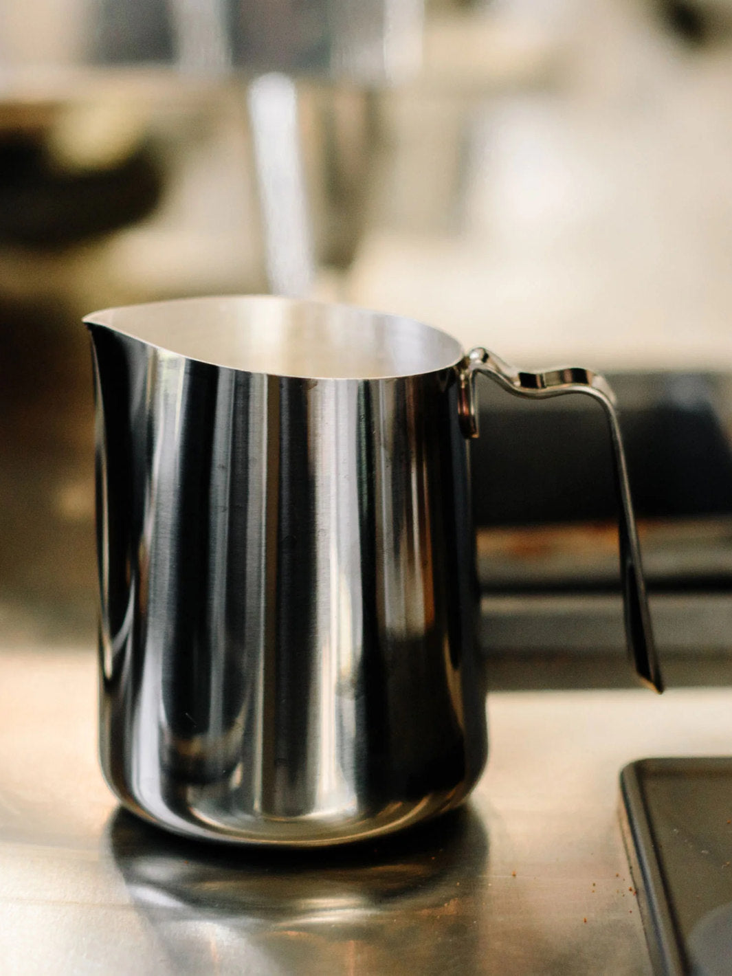 FELLOW Eddy Milk Pitcher (18oz/532ml)