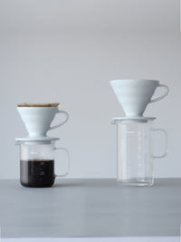 Photo of HARIO Beaker Server (600ml/20.28oz) ( ) [ HARIO ] [ Decanters ]