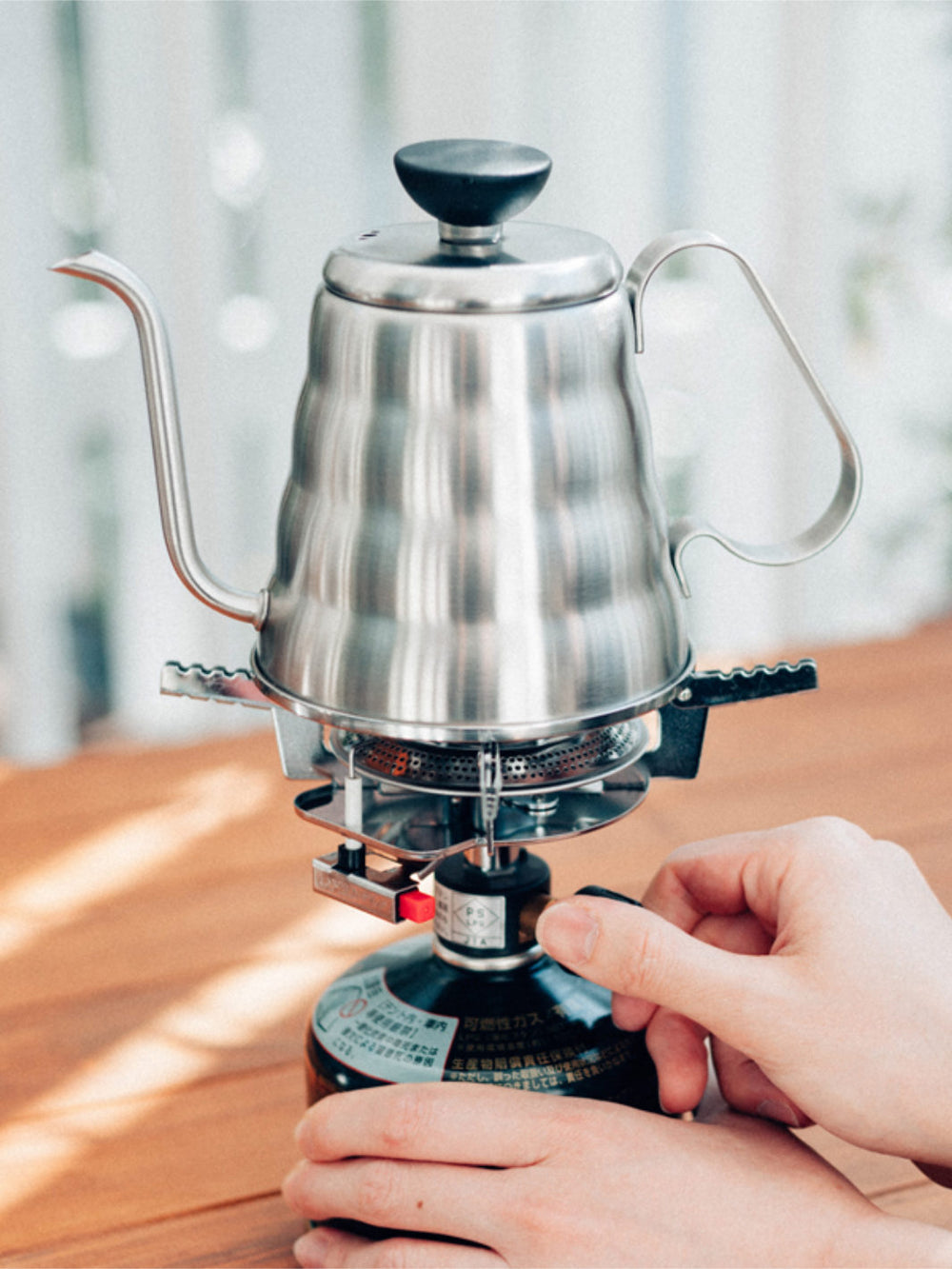 Photo of HARIO Buono Drip Kettle (700ml/24oz) ( ) [ HARIO ] [ Kettles ]